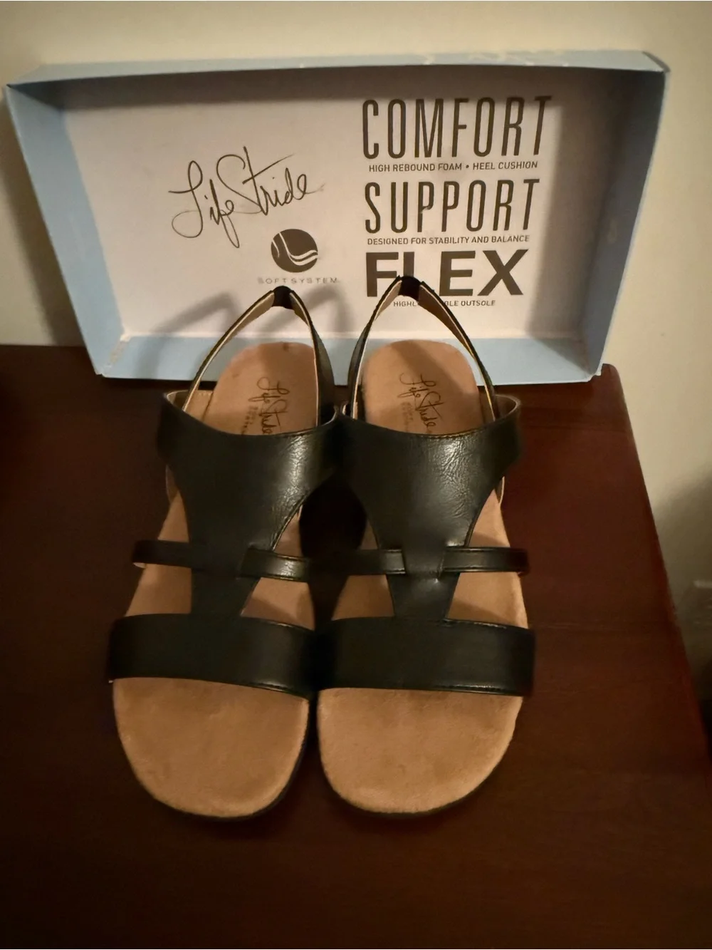 Life Stride Black Strappy Comfort Sandals